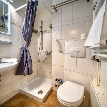 - Haus E, App 0e0903 Διαμέρισμα *