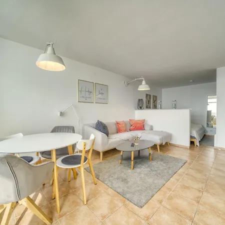 - Haus E, App 0e0903 Διαμέρισμα Heiligenhafen